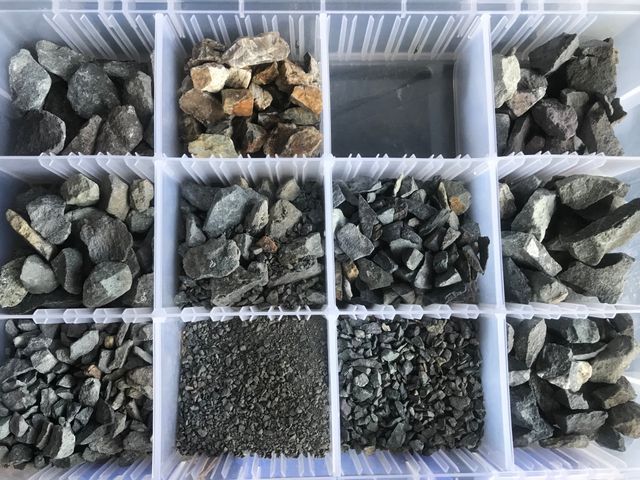 砂利敷設工事
