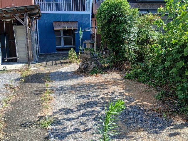 空家の片付け、不要物の片付け、大量のゴミの片付け、片付け後は清掃します！サービスの画像