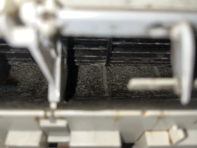 《年間100台以上の実績有り！》キレイなエアコンは健康・節電・エコに繋がります