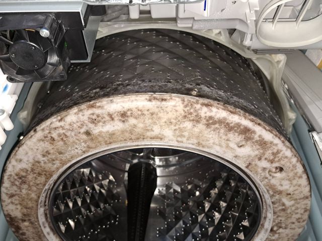 乾燥時間が以前より長くなった、かび臭い等、クリーニングが解決策かもしれません