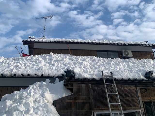 雪掻き雪下ろし