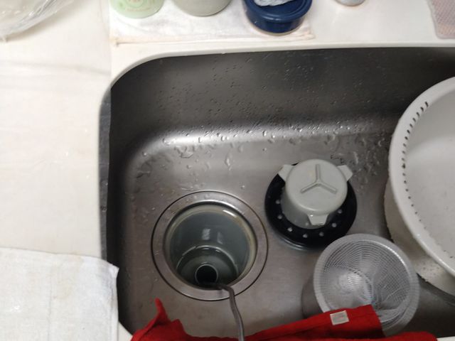 保険で安心！エンジン式高圧洗浄機による、排水管清掃を実施します！