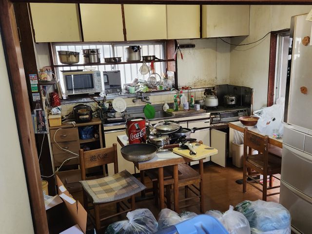 遺品整理などの片付けうけたまわりますサービスの画像