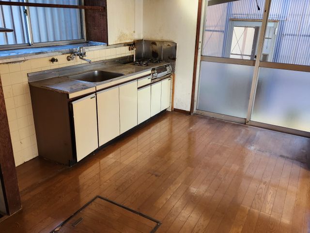 遺品整理などの片付けうけたまわりますサービスの画像