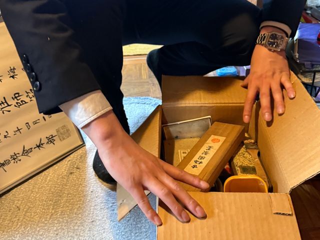 買取査定に強い遺品整理｜仕分け・搬出・簡易清掃まで丁寧対応サービスの画像