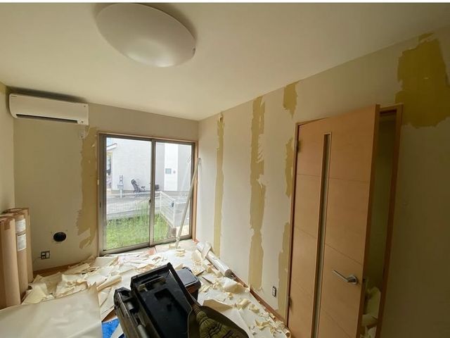 壁紙クロス、クッションフロアの貼り替え承りますサービスの画像