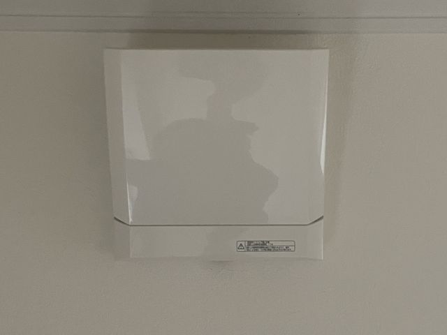 合同会社松電工業　「トイレ換気扇交換・取付」