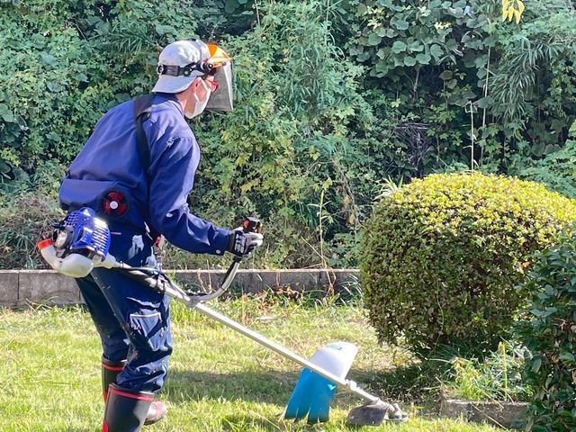高齢者・福祉施設からも信頼される丁寧な庭のお手入れサービス