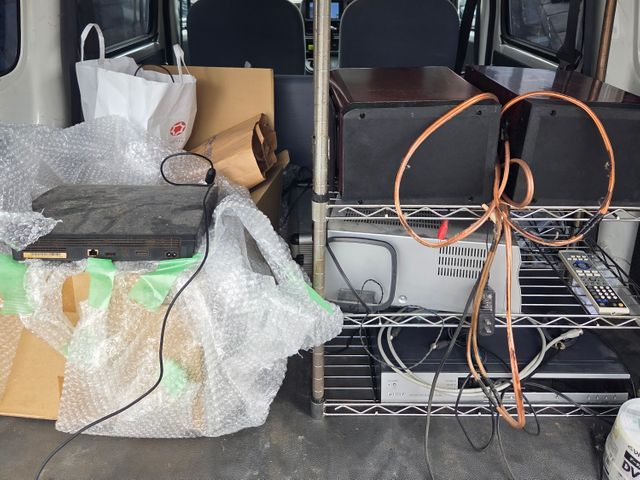 不用な物すべて回収します　お家の中をキレイにスッキリしてみてはいかがですか？