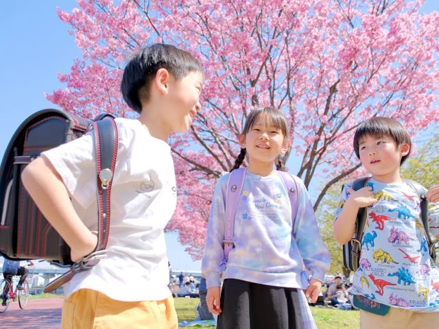 ◉リピート9割◉ 3児ママカメラマンが撮る、お子様の自然な表情と成長の瞬間