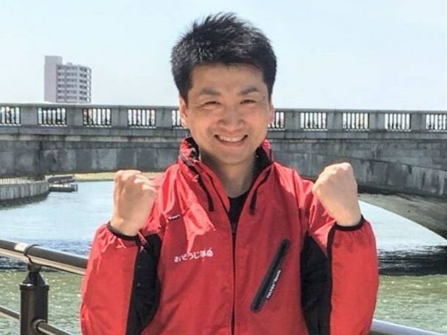 ★車内をアルカリイオン電解水で安全に除菌洗浄・消臭★気になる汚れをリフレッシュ