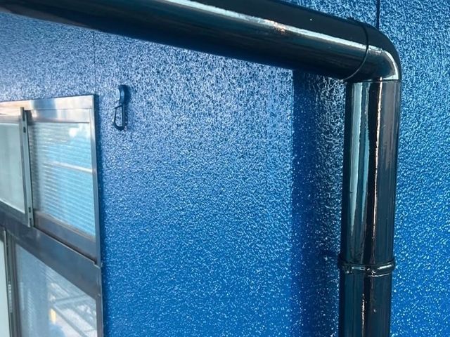 外壁塗装・屋根塗装・役物塗装・倉庫塗装サービスの画像