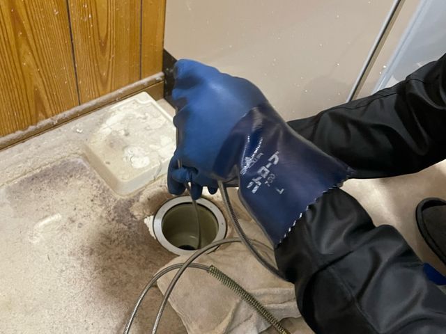 ご自宅の内と外からの排水管洗浄！！大手量販店様の業務も行っている会社になります！