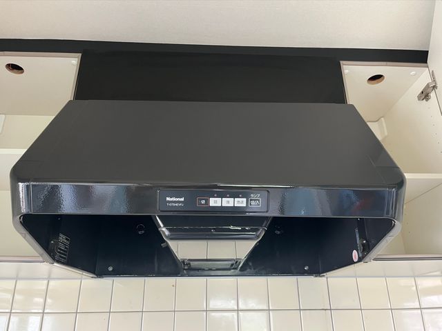 「自分では手が届かない」「頑固な油汚れに困っている」そんな方はおまかせ下さい★