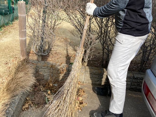 《落ち葉清掃》はお任せ下さい！　A型人間の気質をいかして綺麗に仕上げます