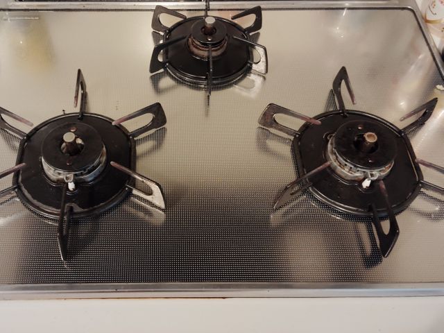 営業時間外、夜間も対応させて頂いてます！キッチンピカピカに！