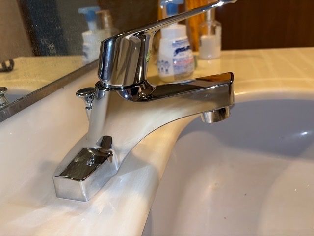 洗面水栓交換｜お客様ご用意の商品OK｜損害保険加入｜丁寧施工