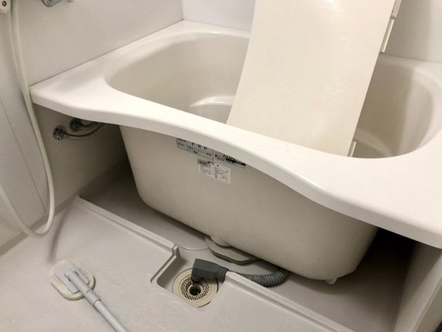 浴槽から天井まで完全洗浄でお風呂が蘇る！