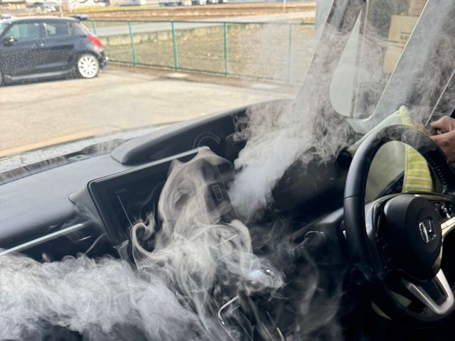 見えない汚れまで徹底洗浄！安心！丁寧！　家族が喜ぶ車内空間