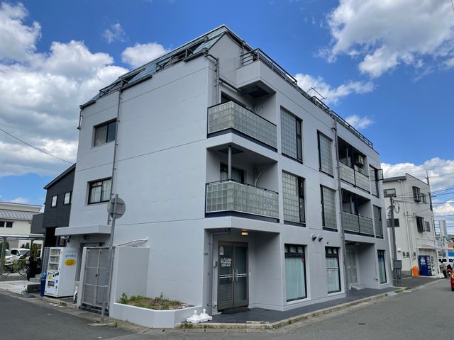 私にお任せ下さい！大手での業務経験も豊富◆営業時間外・対応地域外でもご相談OKサービスの画像