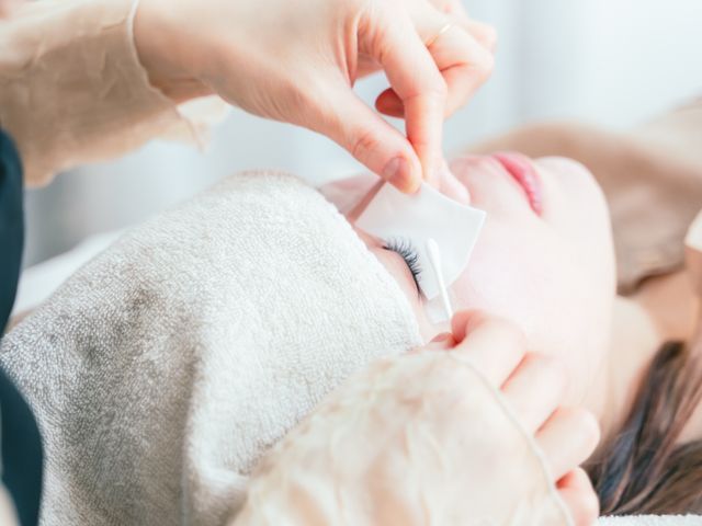 魅力を最大限伝えるお写真を撮影！丁寧なレタッチで洗練された柔らかい仕上がりに