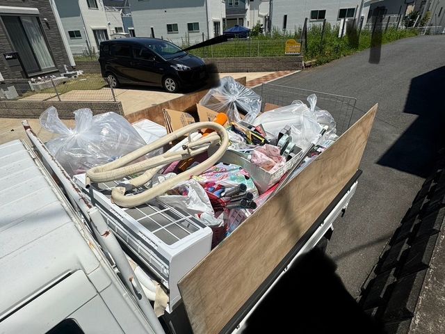 店長自ら伺う安心サービス！即日対応で迅速解決いたします大手買取店と提携しています