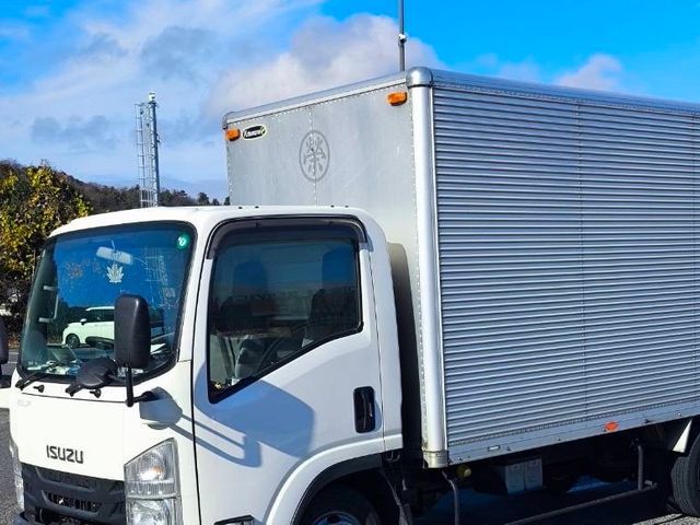 お客様のお力になります！経験と知識を活かして迅速丁寧に作業いたします