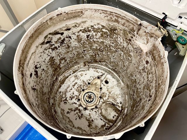 【損害保険加盟店】◉安心の法人店舗◉隅々まで美しく仕上げるプロのチームが訪問