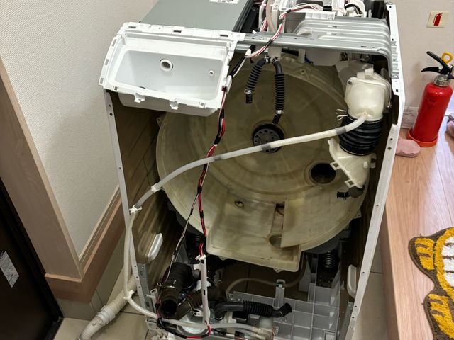 日立専門！ドラム洗濯機分解洗浄！