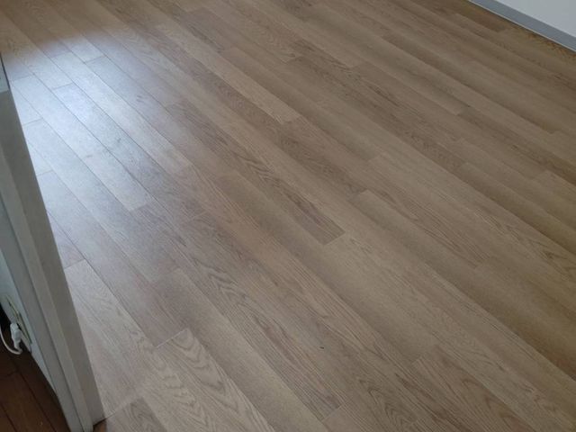 綺麗な床にリフォーム☆