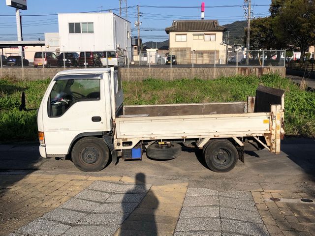 17年の信頼と実績！作業外注一切なしで早い・安い・正確をお約束