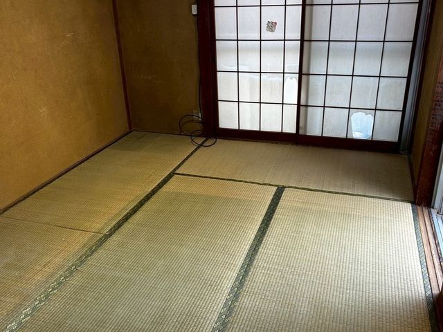 遺品整理士が丁寧に、ご家族様の思い出整理をお手伝い致します。　年内も出来ます！！サービスの画像