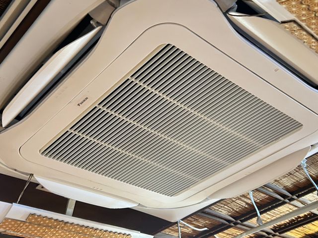 事務所/サロン/飲食店対応可能！購入物件のエアコン清掃も承ります！