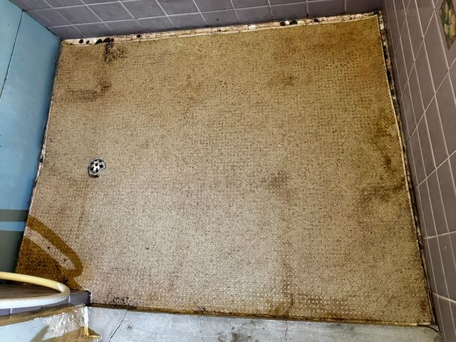 スピード対応！　足元対策・シートは当店で用意可能