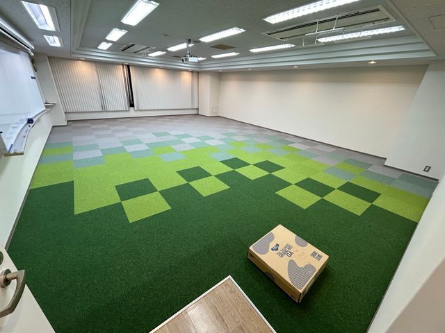 CFの他にもフロアタイル・タイルカーペットも施工可能です！