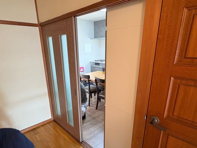 敷居のヘタリも解決！状況に合わせた最適な引き戸修理・レール施工