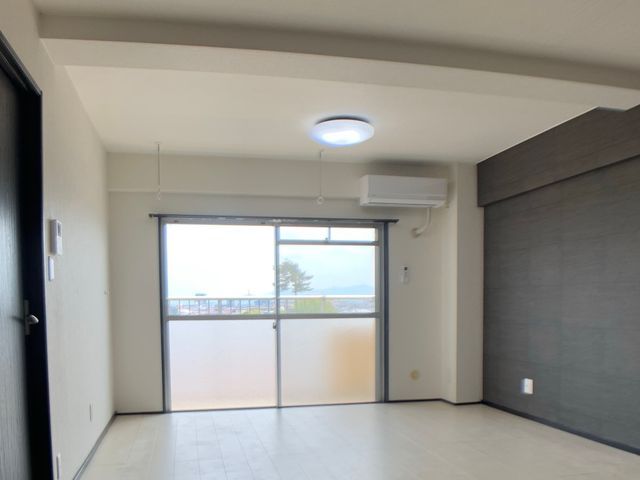 【住宅業界３０年】実績多数。室内物干しの取付をおこないます！