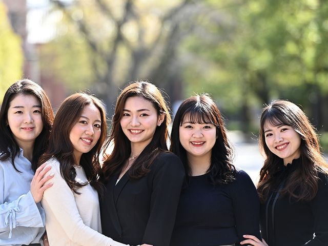 大切な時間を素敵に切り取ります。データは中2日ですべてレタッチをいれて納品します