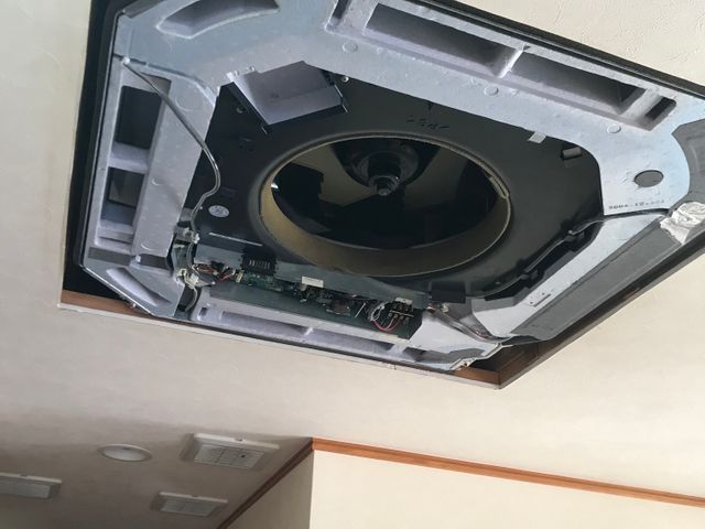 業務用エアコン・天カセ・天吊実績多数有り！2台で18,000円/台