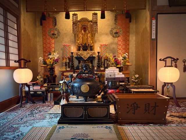 福岡県内、下関市内は依頼可能です。お葬式、法事、納骨など全て柔軟に対応します。