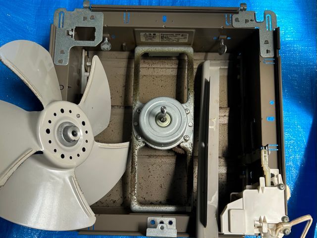 大手量販店での年間実績1000件以上！中々取れない油汚れ当店にお任せ下さい♪