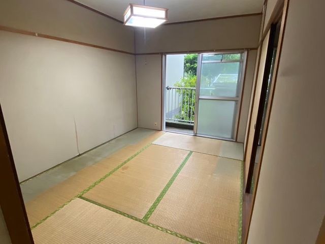 【遺品整理】【特殊清掃】買取もご相談ください｜経験豊富なスタッフが対応致します。サービスの画像