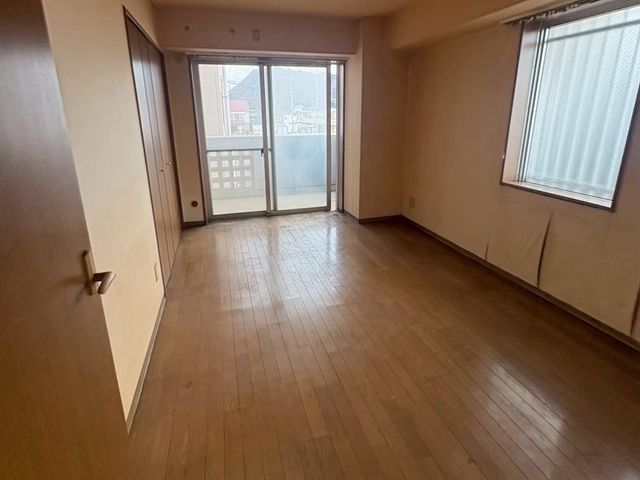 【遺品整理】【特殊清掃】買取もご相談ください｜経験豊富なスタッフが対応致します。サービスの画像