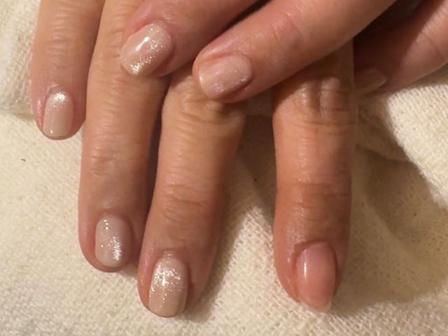 【出張ネイル】ネイルケアをして、健やかな手元足元に！JNAネイリスト検定1級取得