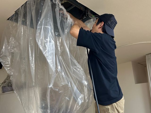 天井エアコンクリーニング