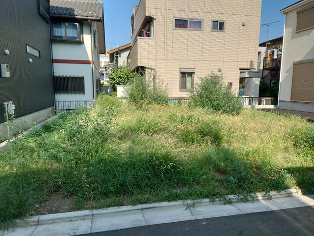 ▲お庭や空き地などの草刈します！