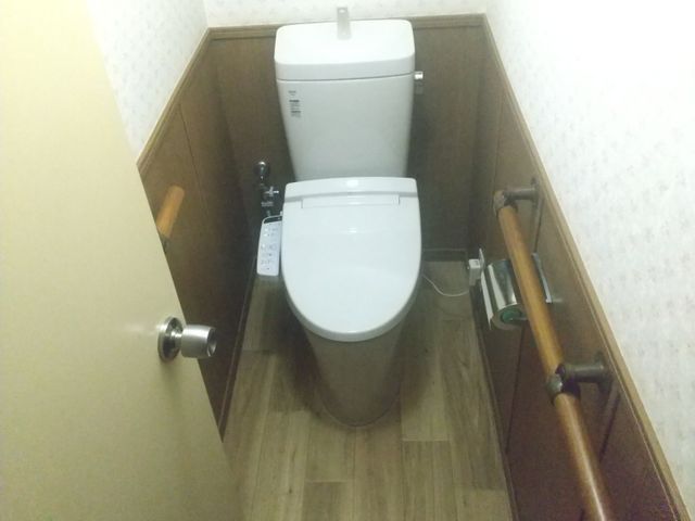 (処分費、出張費、工賃込み！)トイレ施工件数1000件突破！