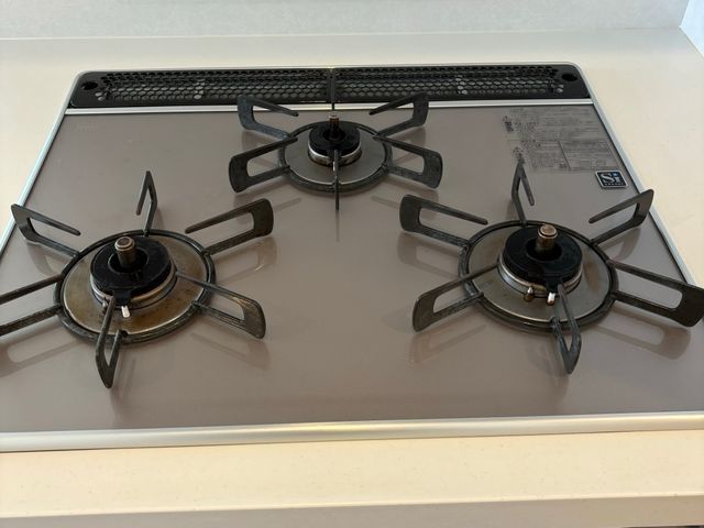 大手仕込みの技術◎道具の使い分けと丁寧な作業でピカピカにします