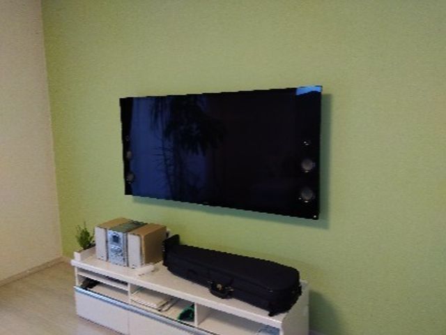 豊富な経験と知識で安心！仕上がり重視で丁寧に施工いたします！45インチまで対応