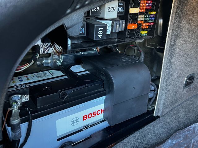 【プロの道具で安心バックアップ！】放置車両もOK！廃バッテリー回収無料＆